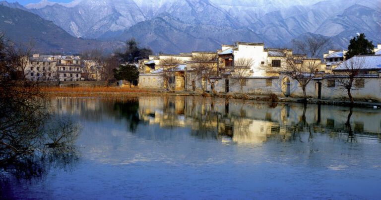 Explore the Timeless Charm of Southern Anhui’s Ancient Villages: Xidi and Hongcun