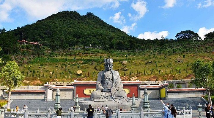 A scenic view of anxi qingshui rock