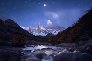 A scenic view of ashihada_cliff_carvings