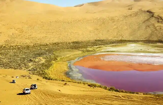 A scenic view of badain_jaran_desert