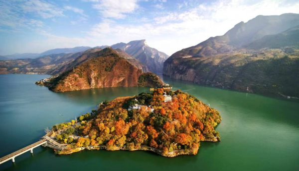 A scenic view of baidi_city_qutang_gorge