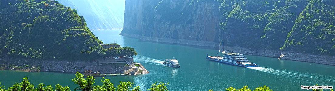 A scenic view of baiheliang_underwater_inscriptions