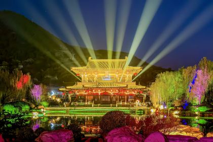 A scenic view of baishui_county_cangjie_temple_scenic_area