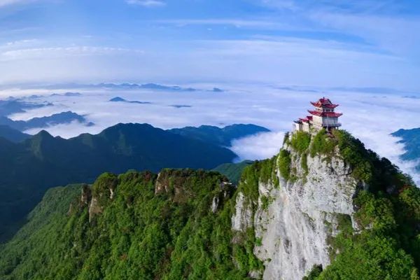 A scenic view of baiyun mountain
