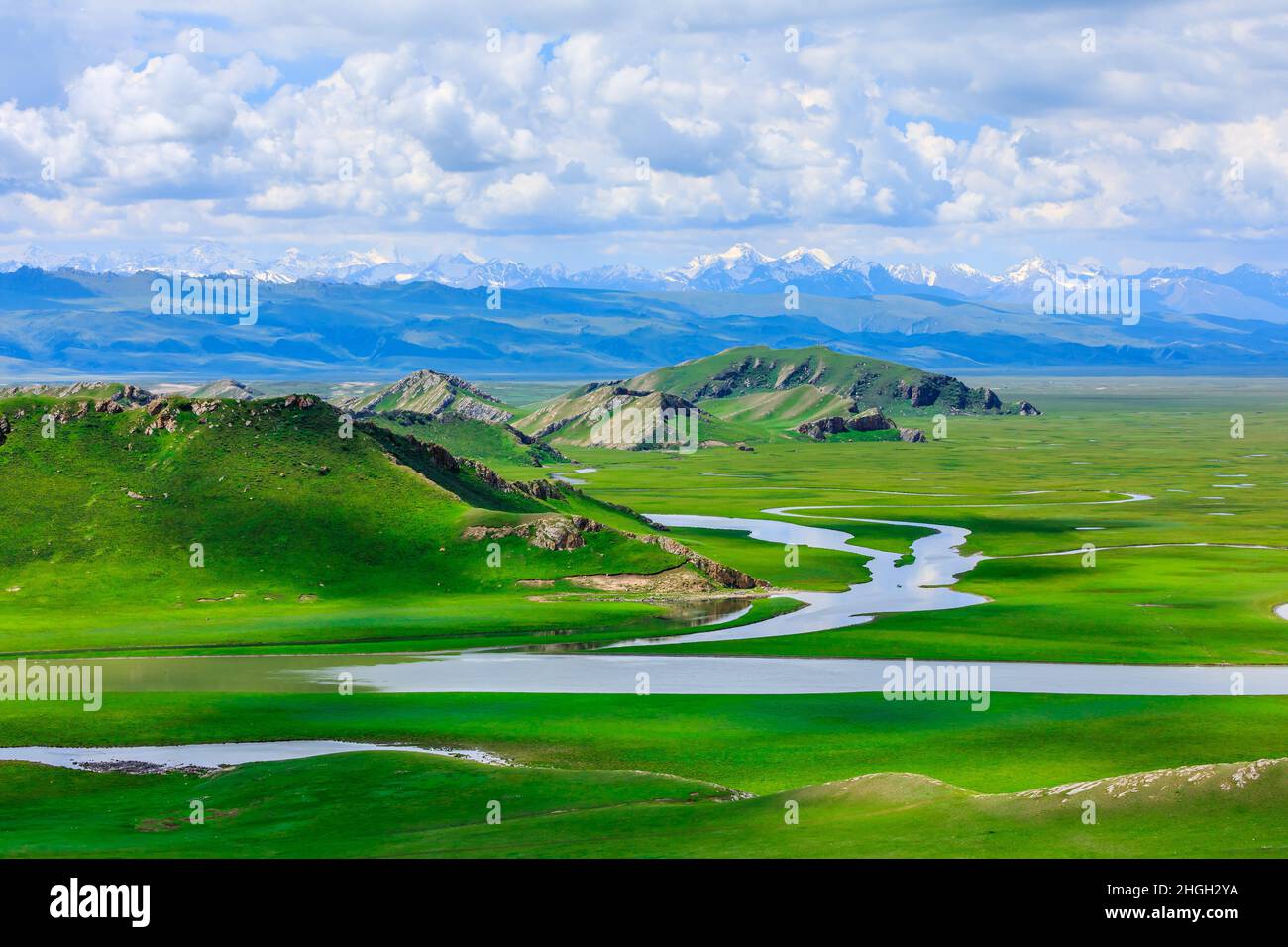 A scenic view of bayinbuluke grassland