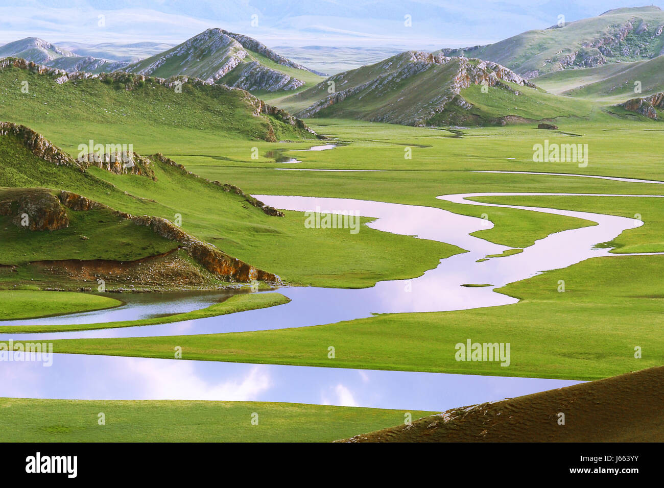 A scenic view of bayinbuluke grassland