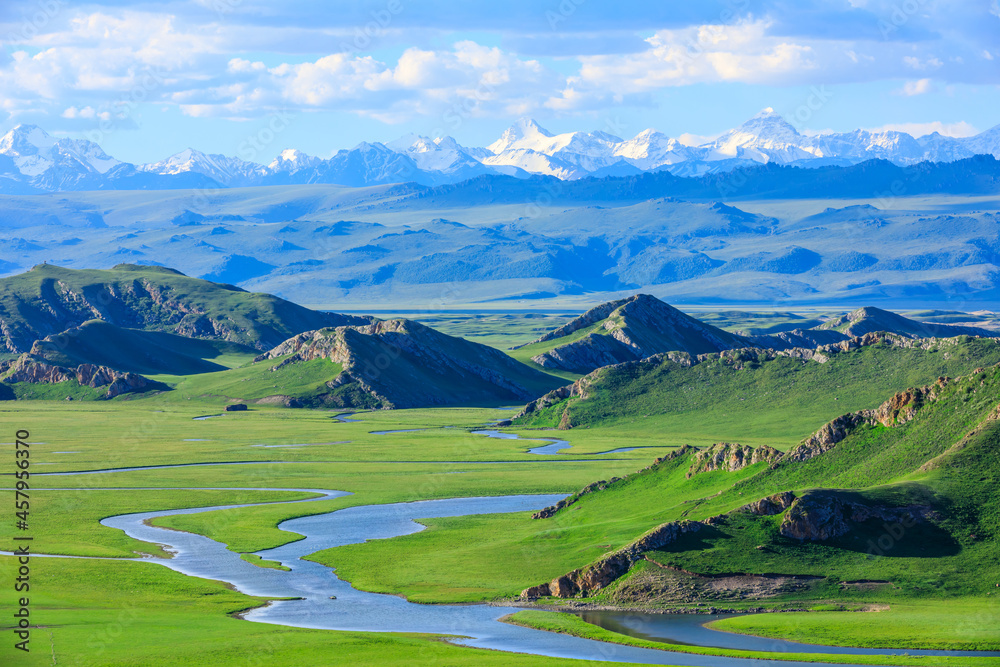 Discover the Majestic Beauty of Bayinbuluke Grassland: A Hidden Gem in Xinjiang
