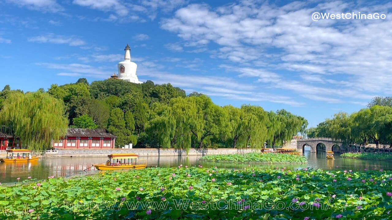 A scenic view of beihai_park