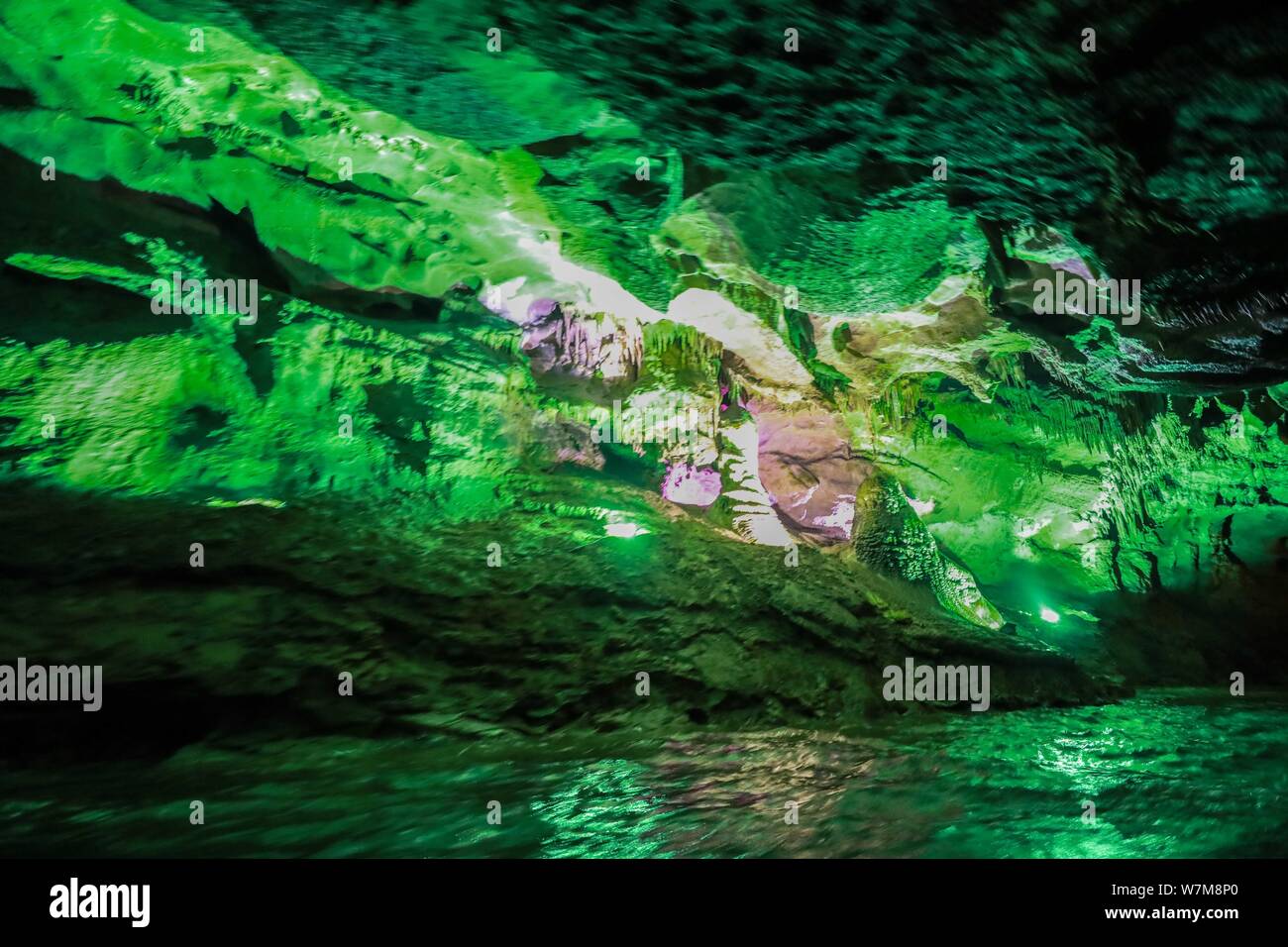 A scenic view of benxi_water_caves