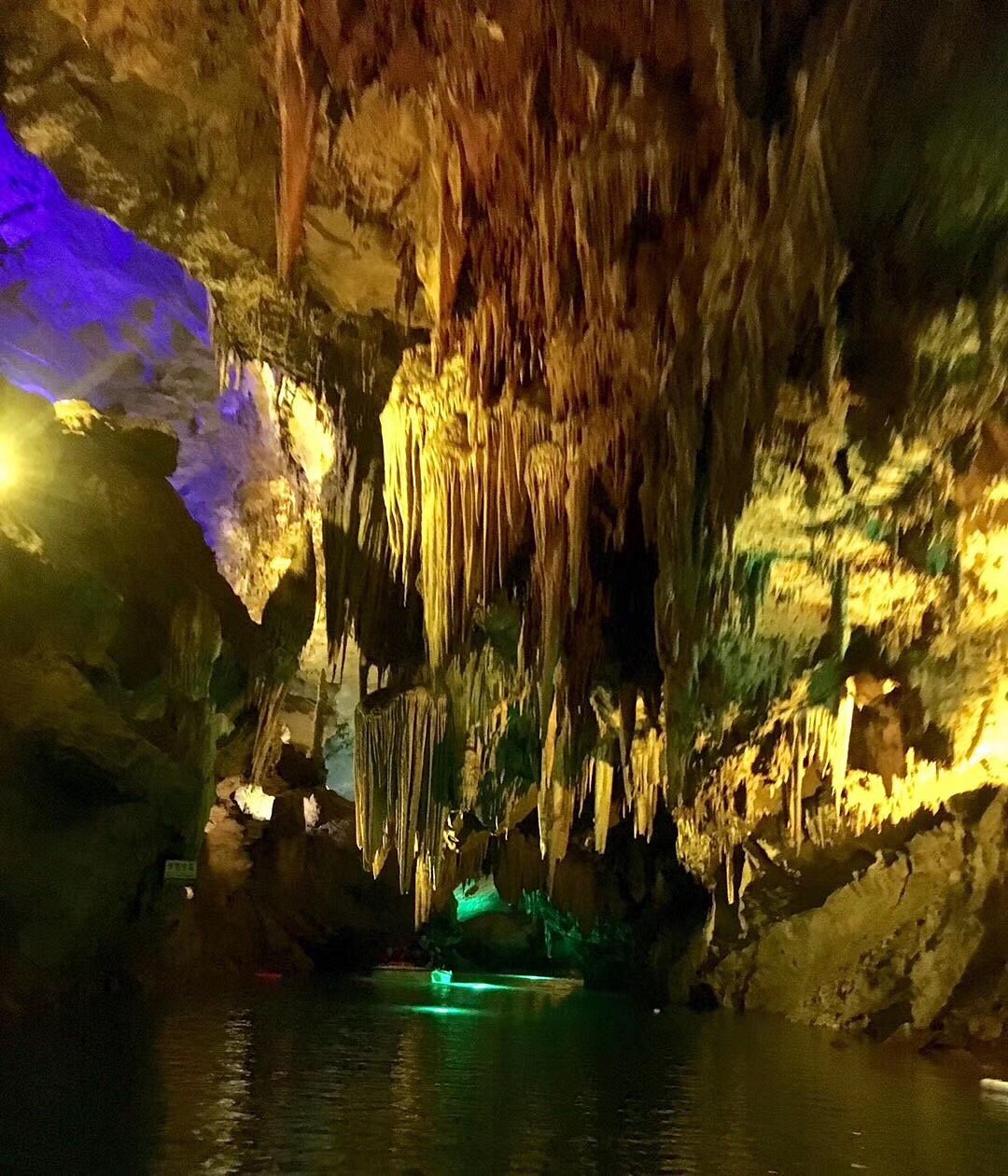A scenic view of benxi_water_caves