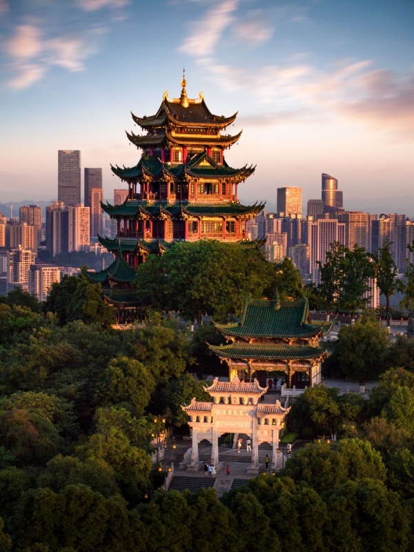 A scenic view of Biyang Panlong Cheng Ruins