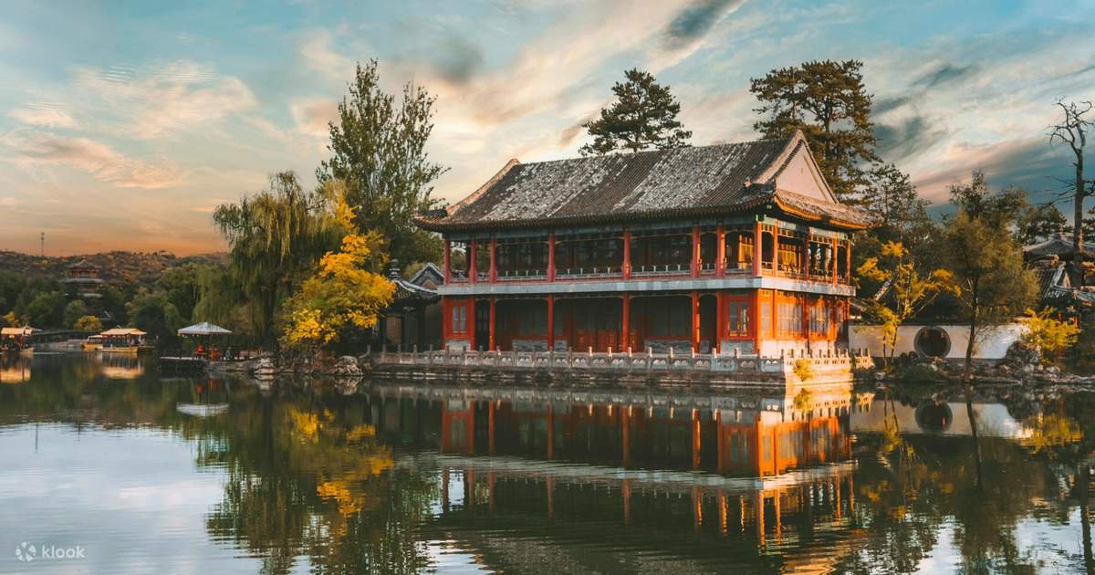 A scenic view of Biyang Panlong Cheng Ruins