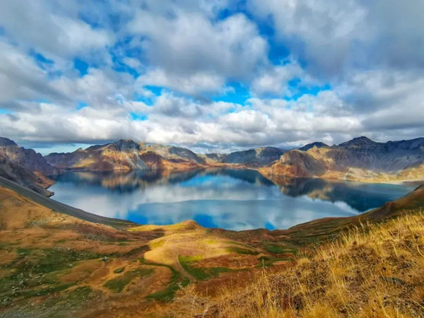 A scenic view of changbai_mountains