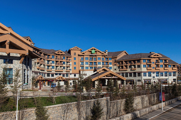 A scenic view of changbaishan_international_resort