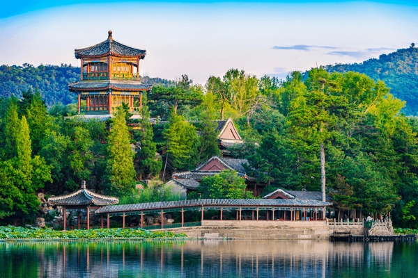 A scenic view of Chengde Mountain Resort