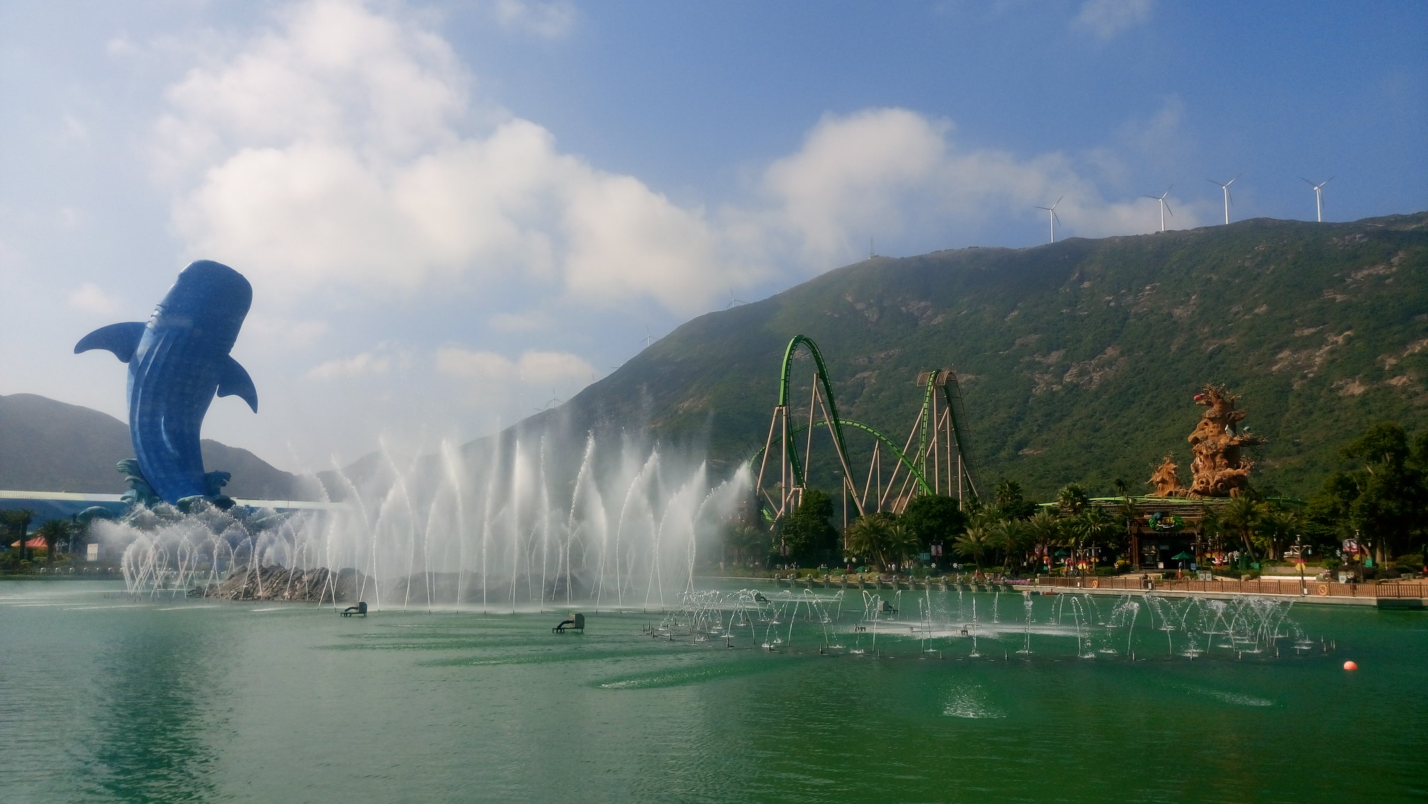 A scenic view of chimelong ocean kingdom
