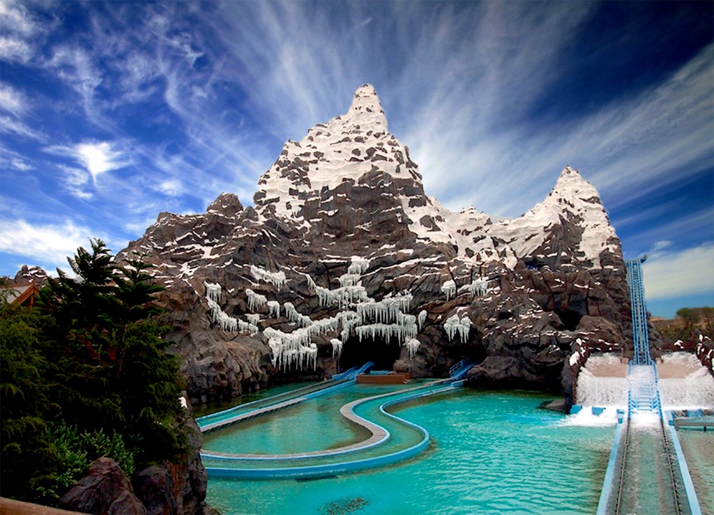 A scenic view of chimelong ocean kingdom