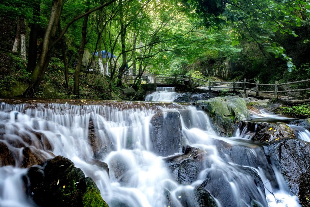 Unveiling Chongdugou Scenic Area: A Perfect Getaway for Nature Lovers