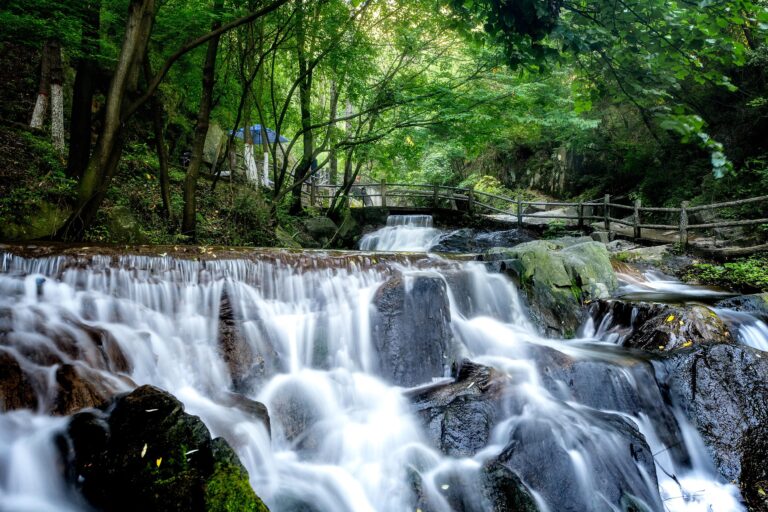 Unveiling Chongdugou Scenic Area: A Perfect Getaway for Nature Lovers