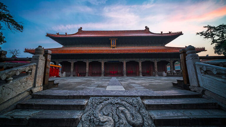 The Cultural Significance of Confucius Temple Cemetery and Mansion in Chinese History