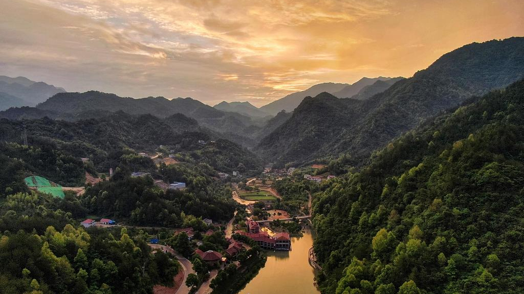 Embrace Serenity: The Best Wellness Retreats in the Dabie Mountains