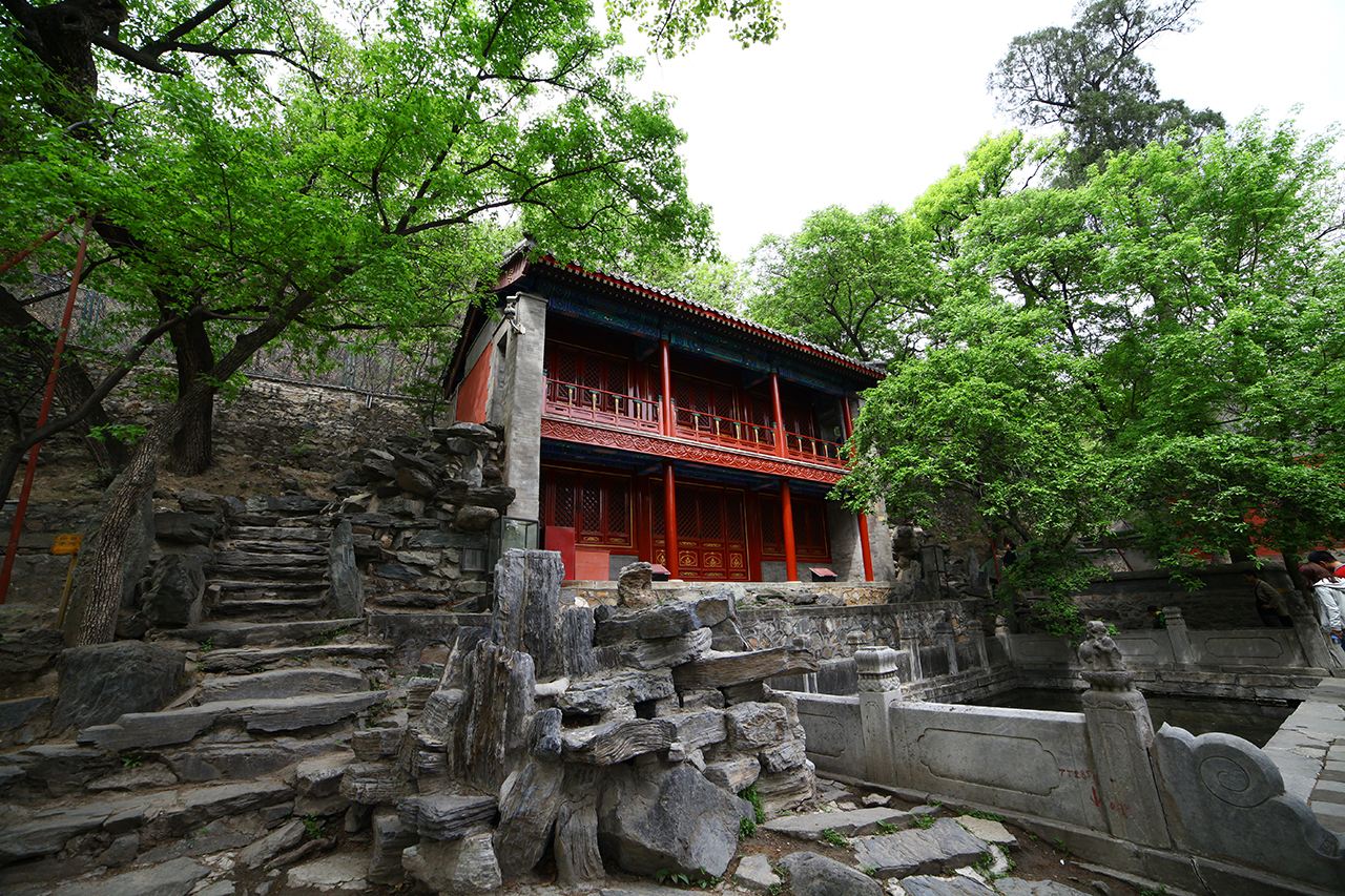 A scenic view of dajue_temple