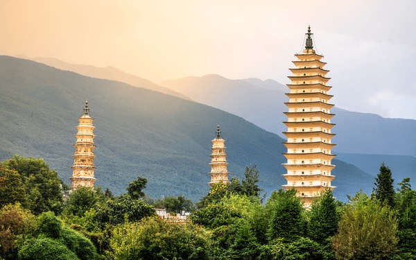 Discover the Architectural Wonders of Dali Three Pagodas
