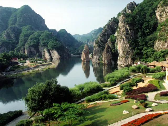 A scenic view of dalian_bingyu_valley
