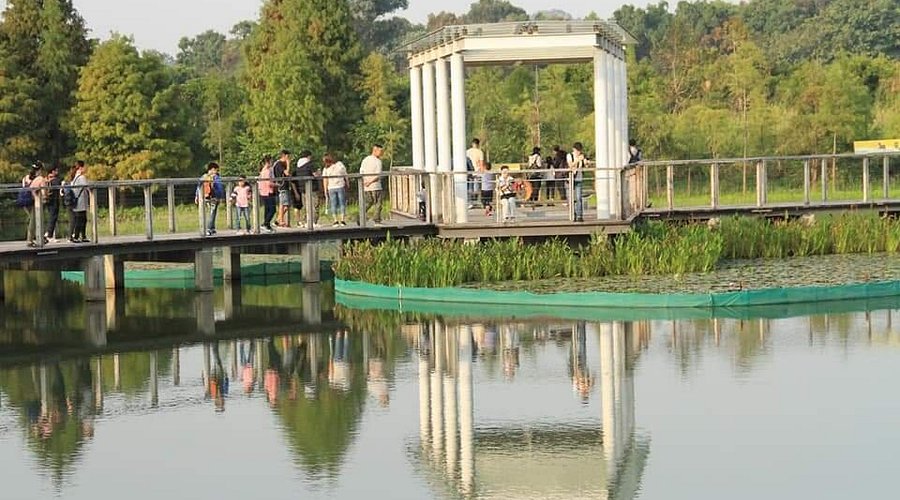 A scenic view of dashahe wetland park