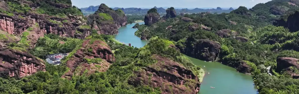 Top 5 Incredible Hiking Trails in Daxin Longhu Mountain