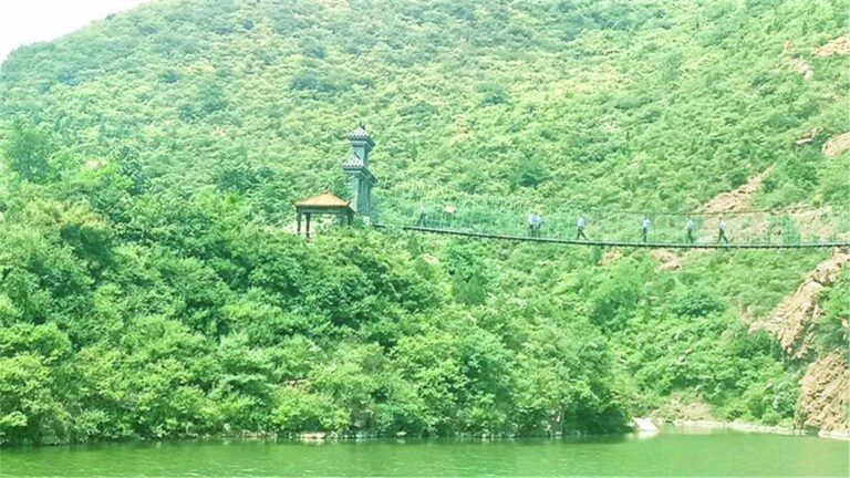 Experience Tranquility in Daxiongshan Xianren Valley: Your Next Adventure Awaits