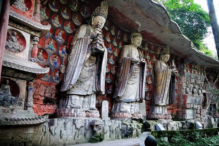 A scenic view of dazu rock carvings