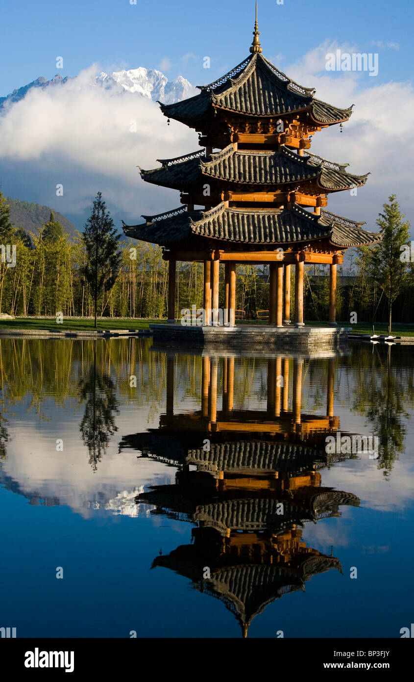 A scenic view of dehong yingjiang pagoda