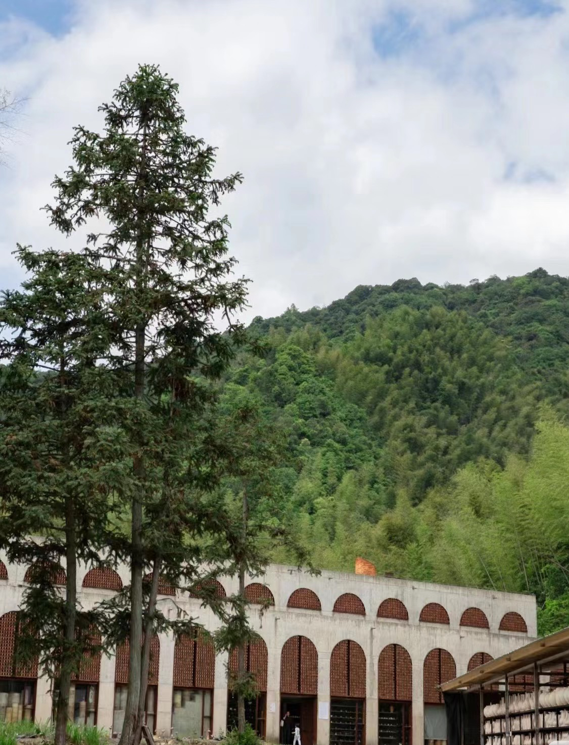 A scenic view of Ding Kiln Site