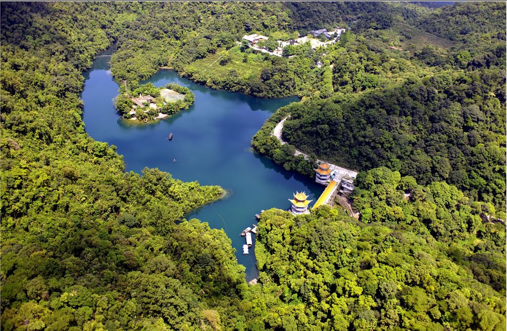 A scenic view of dinghu mountain