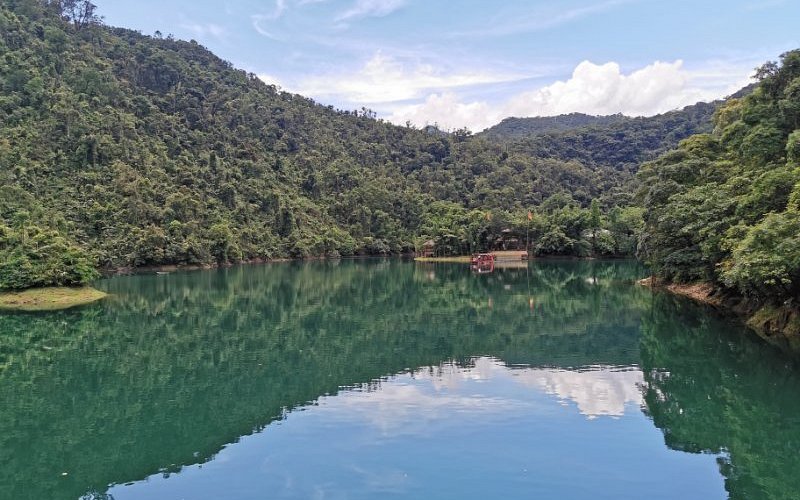 A scenic view of dinghu mountain