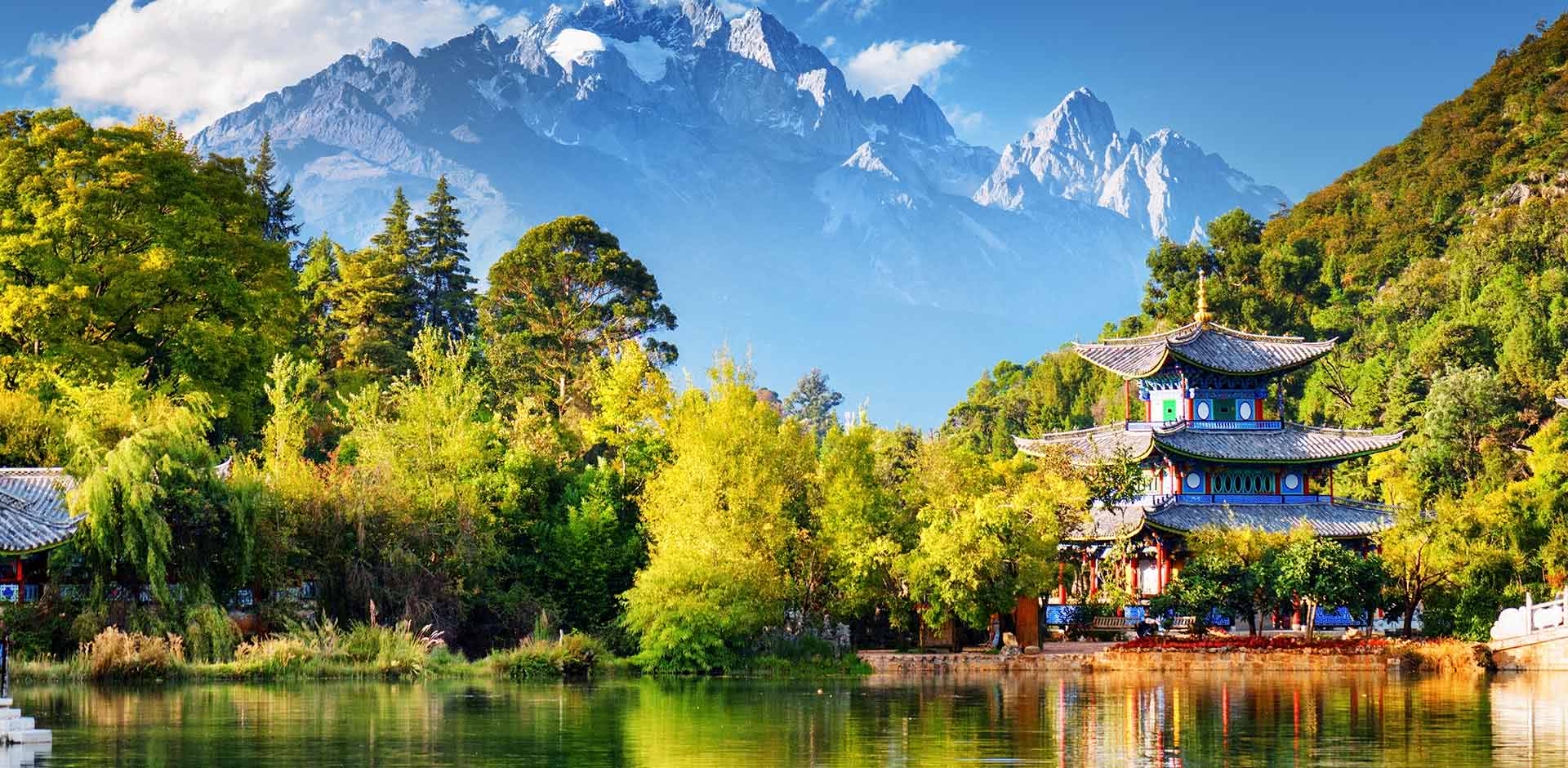A scenic view of diqing shangri-la