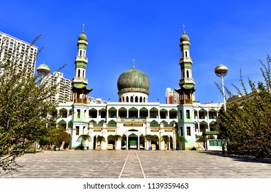 Exploring Dongguan Grand Mosque: An Architectural Marvel in the Heart of China