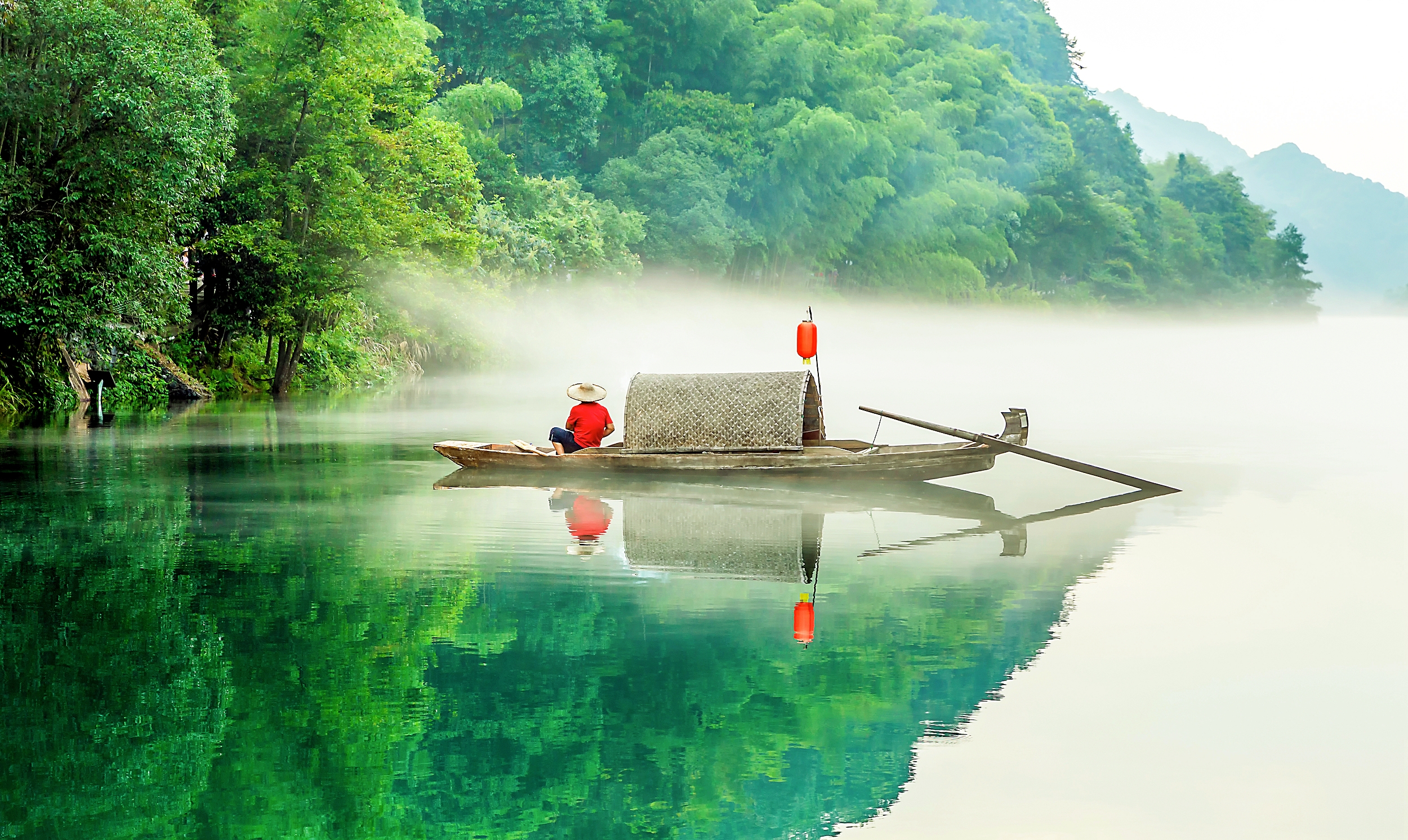 A scenic view of Dongjiang Lake