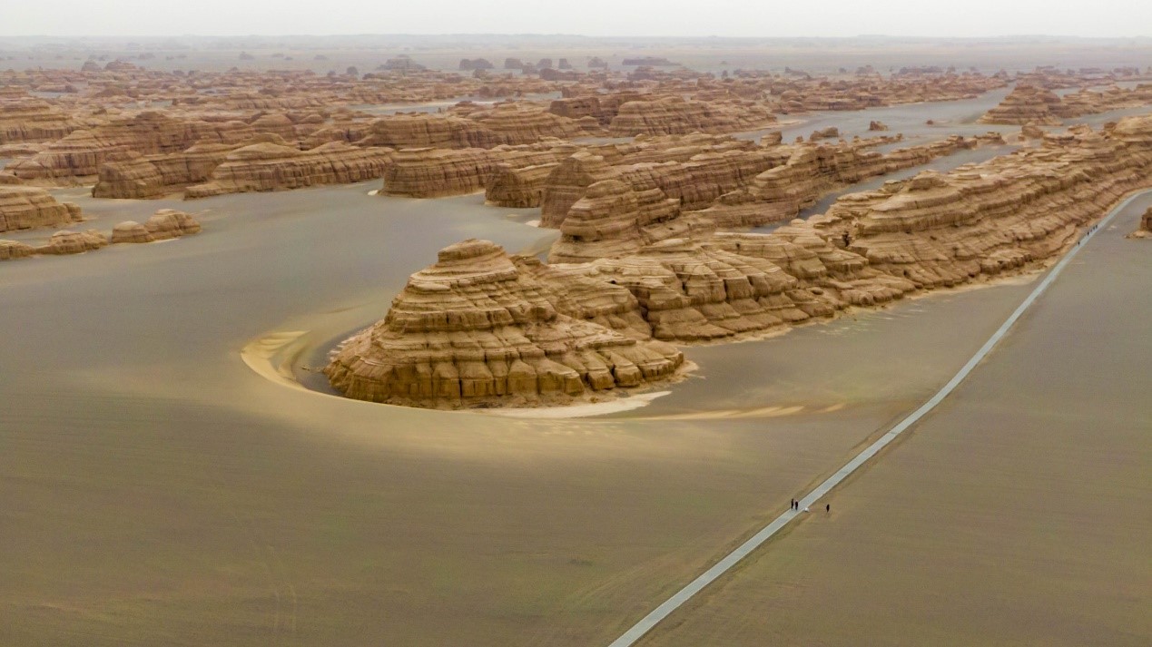 A scenic view of dunhuang yardang national geopark