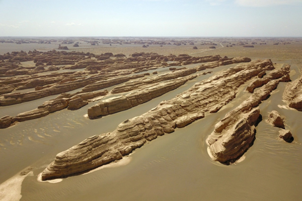A scenic view of dunhuang yardang national geopark