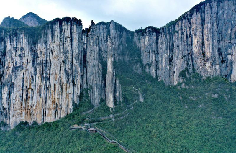 A scenic view of Enshi Grand Canyon