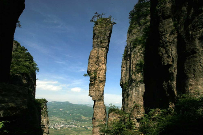 A scenic view of Enshi Grand Canyon
