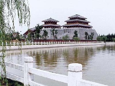 A scenic view of epang_palace_ruins