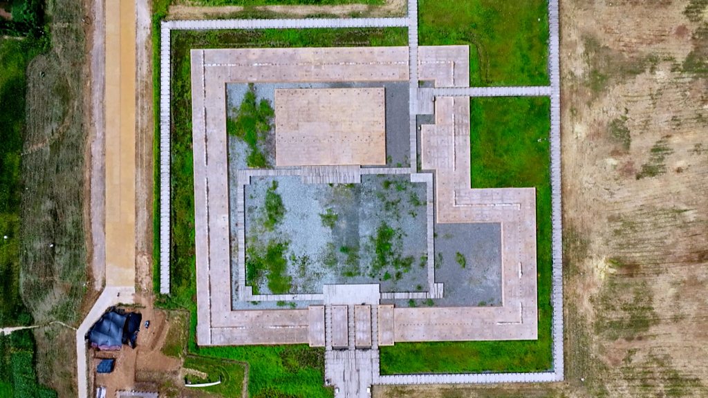 A scenic view of Erlitou Ruins