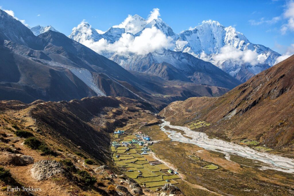 Everest Base Camp: A Trekker’s Paradise Awaits