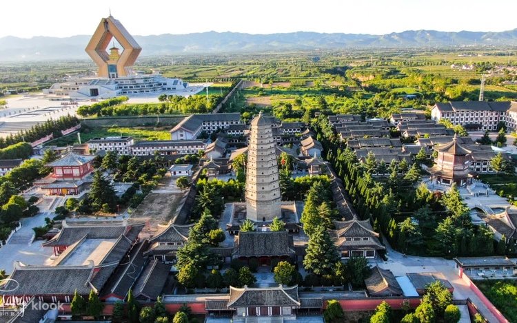 A scenic view of famen_temple_cultural_scenic_area