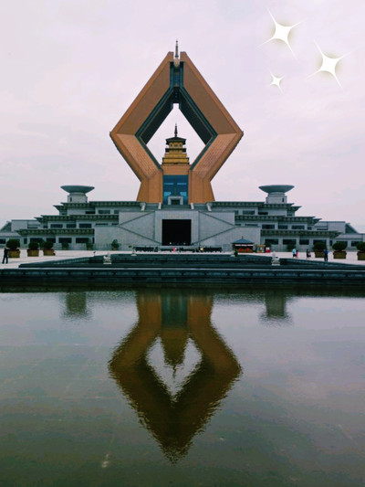 A scenic view of famen_temple_pagoda