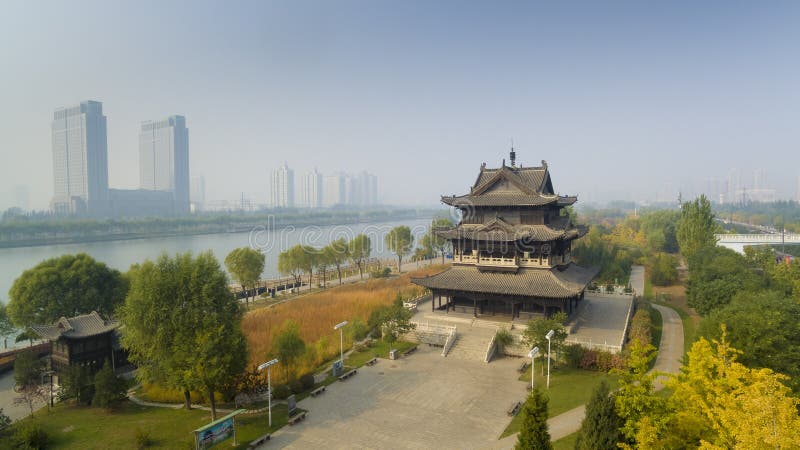 A scenic view of Fenhe River Park