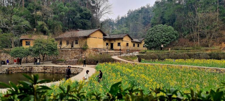 Mao Zedong’s Former Residence: A Glimpse into Revolutionary China